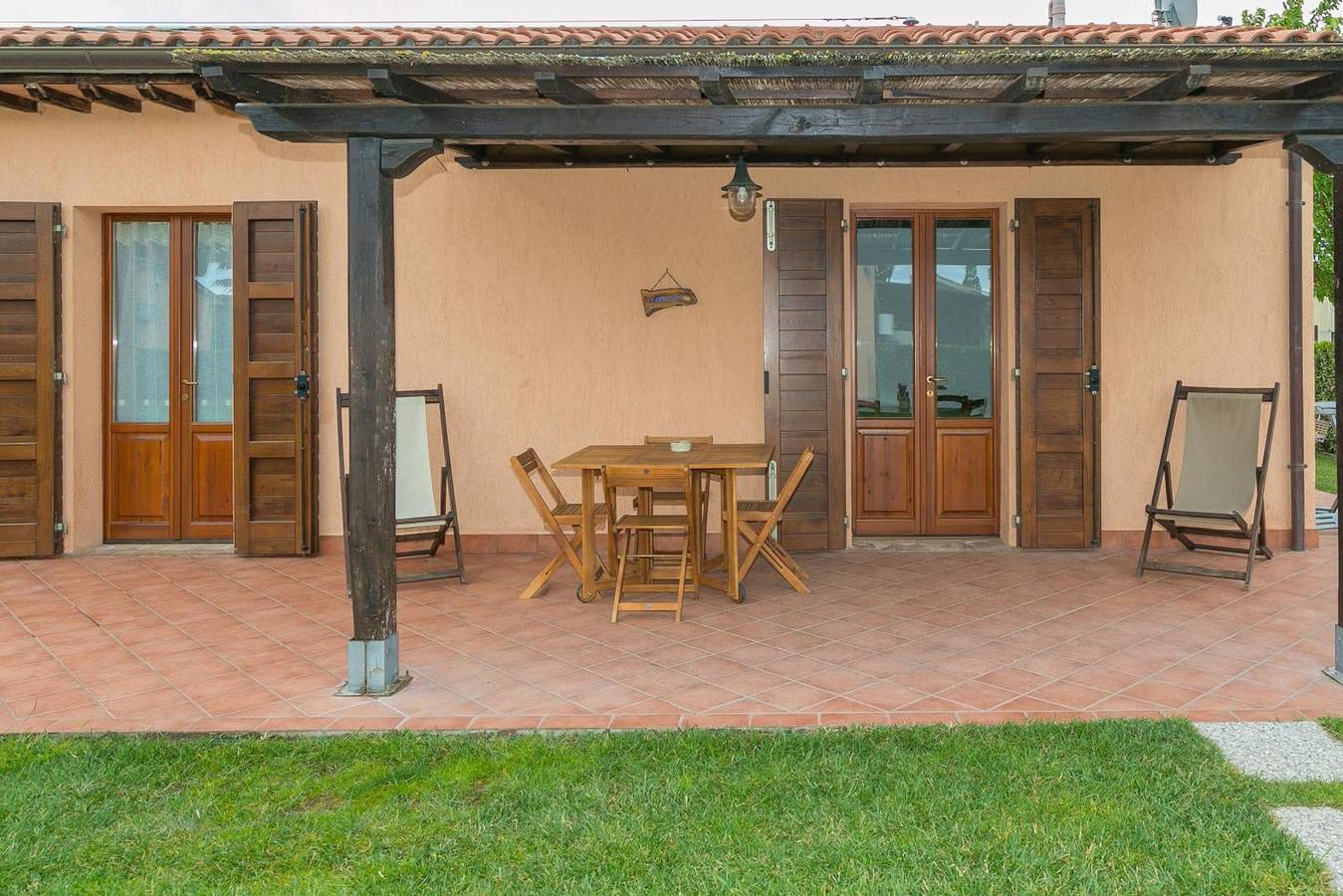 Appartamento intero, Appartamento 'Quercia' con piscina condivisa, Wi-Fi e aria condizionata in Piombino, Costa degli Etruschi