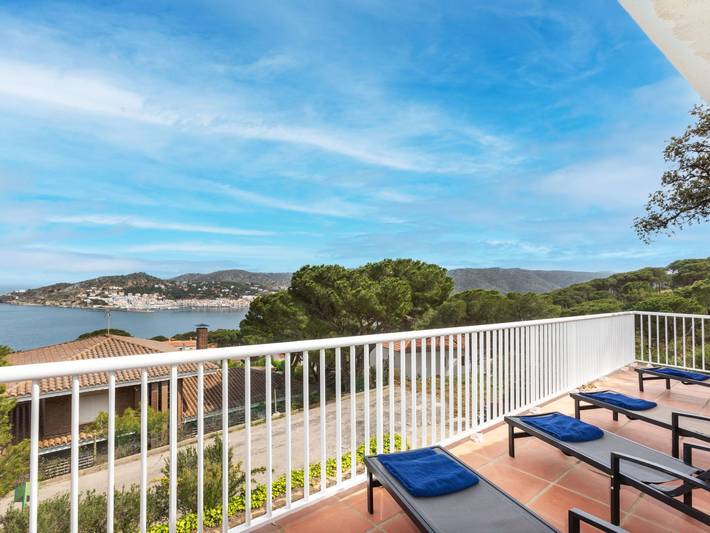 Location de vacances pour 7 personnes, avec terrasse à El Port de la Selva - 2