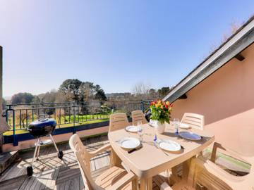 Gîte pour 6 personnes, avec terrasse dans Plage Tumiac