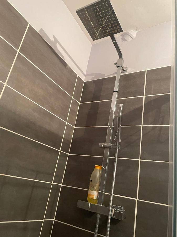 Appartement entier, Appartement Rdc calme en hyper centre-ville in Digoin, Région de Charolles