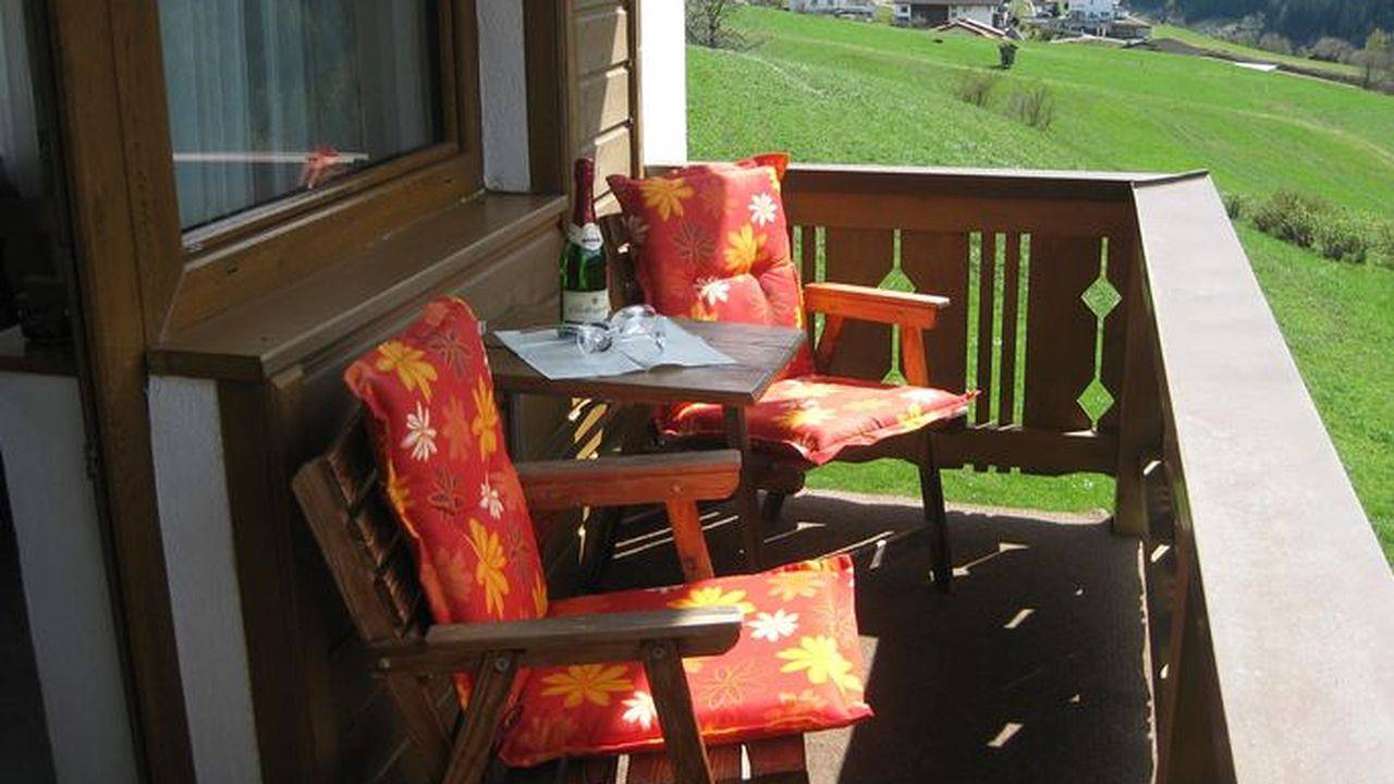 Kamer voor 2 personen met terras in Jerzens, Bezirk Imst