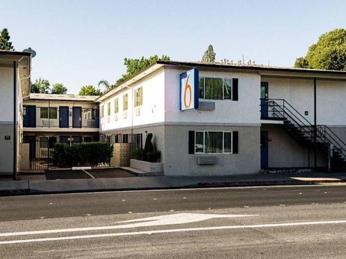 Ganze Wohnung, 1 Queensize-Bett | Nichtraucherzimmer in Modesto, Stanislaus County