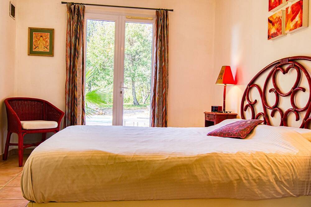 Villa Hestia in Le Thoronet, Draguignan Region