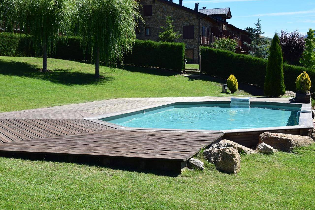 Casa con encanto, jardín, vistas y piscina in Estavar, Parque Natural Regional de los Pirineos Catalanes
