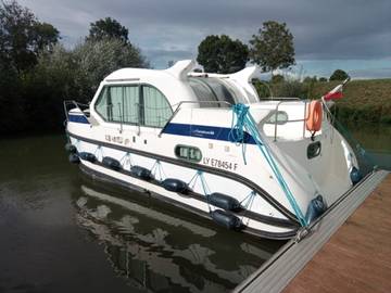 Péniche pour 7 personnes dans Côte-d'Or