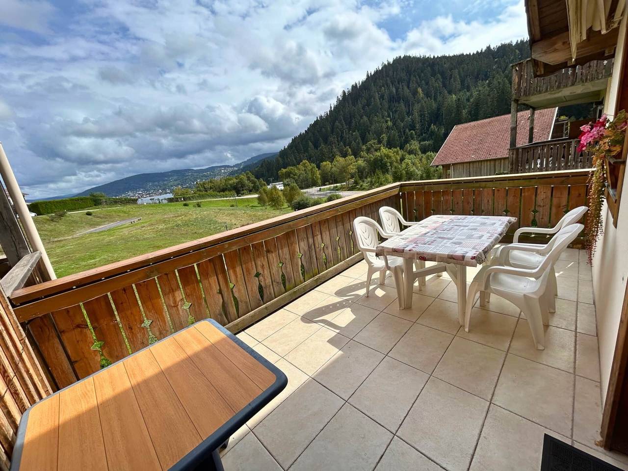 Ganze Wohnung, Ferienwohnung für 6 Personen mit Terrasse in Gérardmer-See, Gérardmer