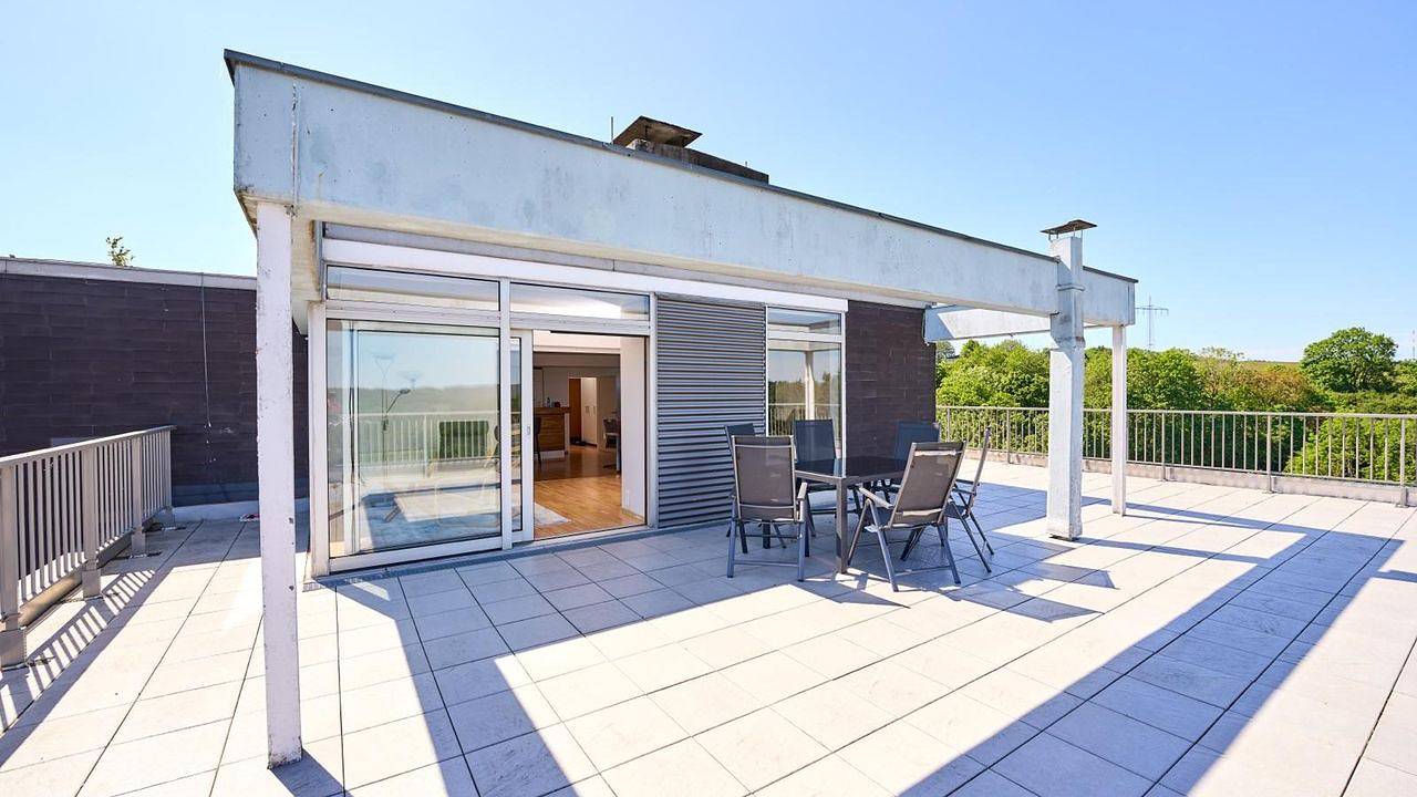 Geheel vakantieappartement, Vakantieappartement voor 4 personen met balkon in Daun, Vulkaan-Eifel