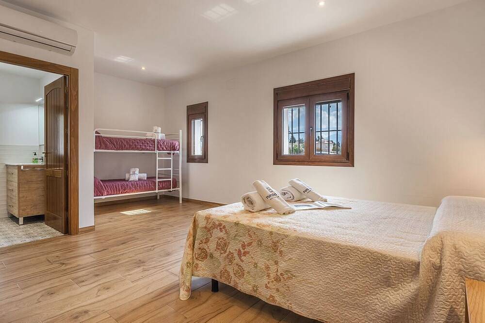 El Cortijo del Abuelo Pepe Alhendín by Ruralidays in Alhendín, Granada Province