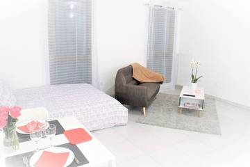 Appartement De Vacances pour 2 Personnes dans Saint-Denis, Seine-Saint-Denis, Photo 1