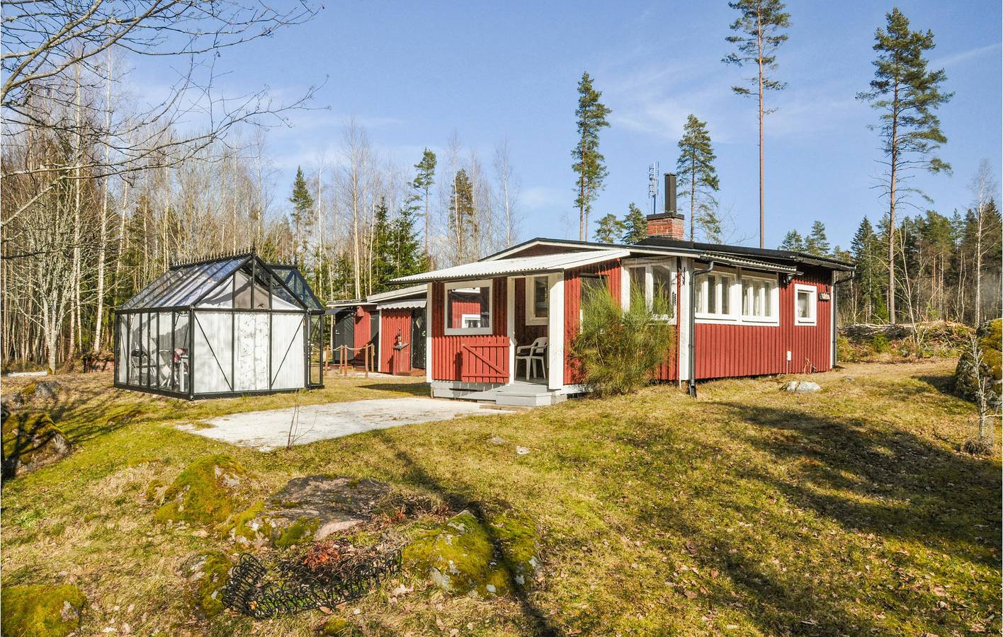 Hus för 4 Personer, med terass och trädgård, med husdjur