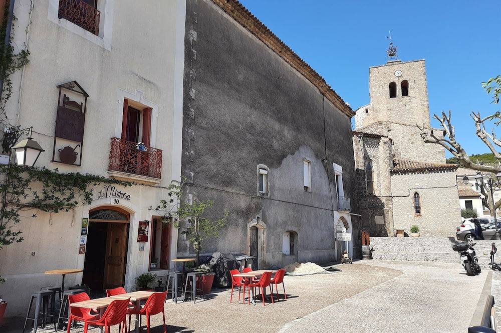 A la découverte du charme d'un village pittoresque de l'Hérault in Saint-Saturnin-de-Lucian, Région de Lodève