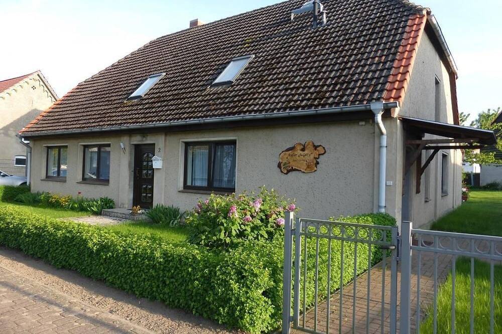 Ganze Wohnung, In Domsühl in Domsühl, Ludwigslust-Parchim