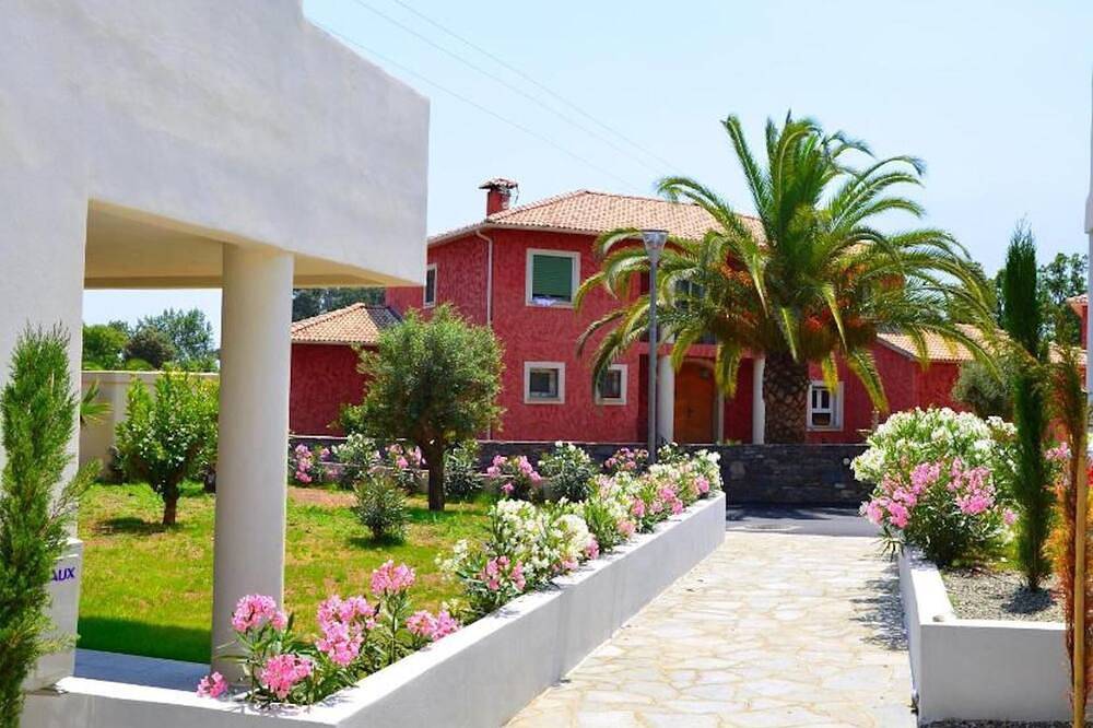 Appartamento intero, Residence Marea, 3-bedroom apartment in Moriani-Plage, Corte e dintorni