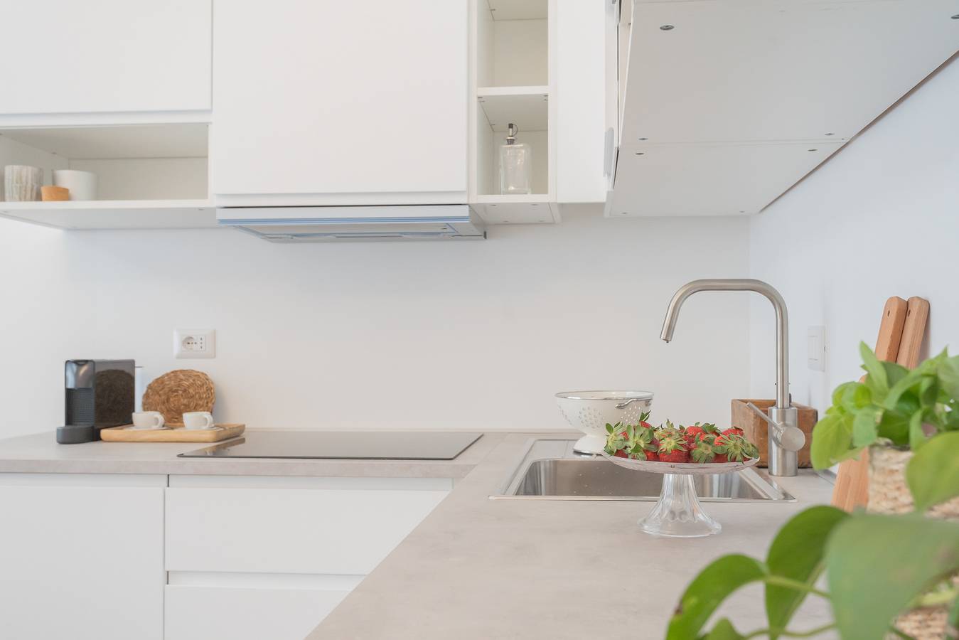 Entire apartment, A Step from the Dome Apartment in Como, Lake Como
