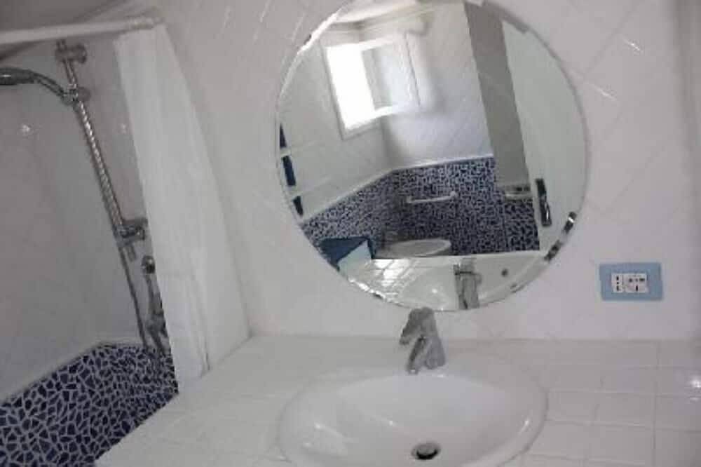 Entire apartment, Attic on the harbor, Corso Carlo Pisacane 99, Ponza in Ponza, Lazio