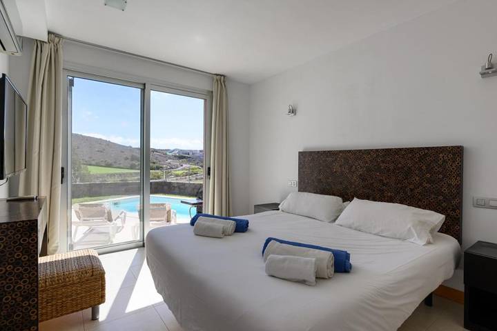 Casa rural para 4 personas, con balcón y jardín además de piscina y vistas en Salobre - 2