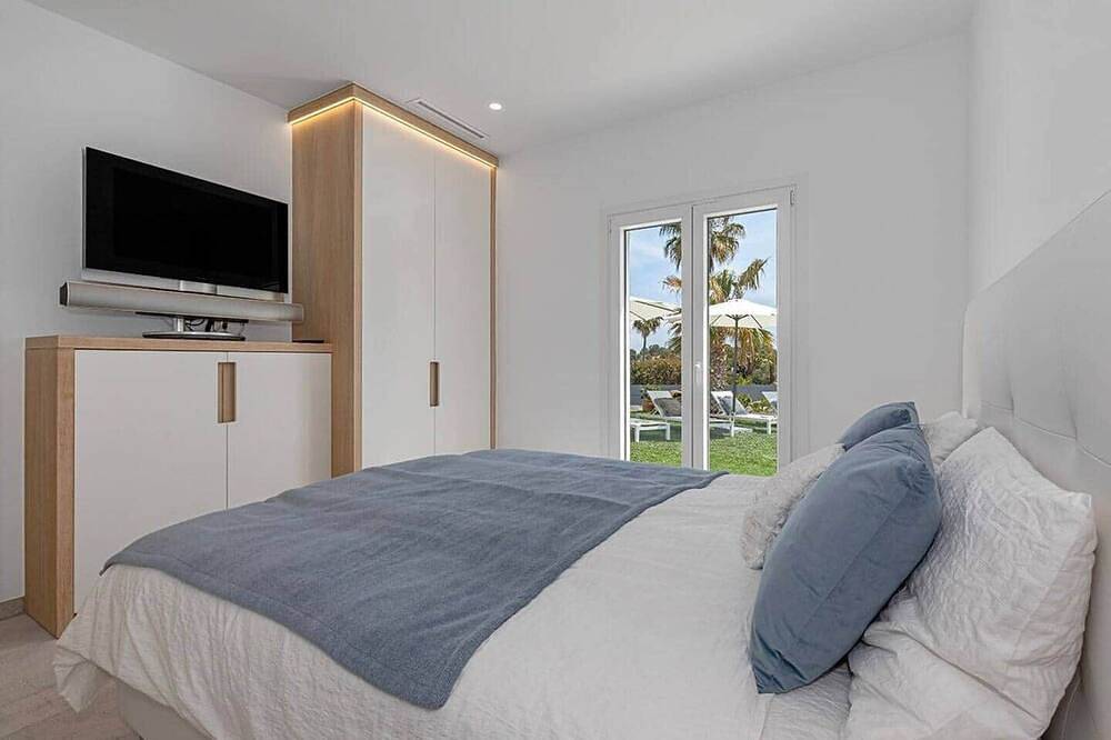 Modern villa in exclusive area in Santa Ponsa, Calvià