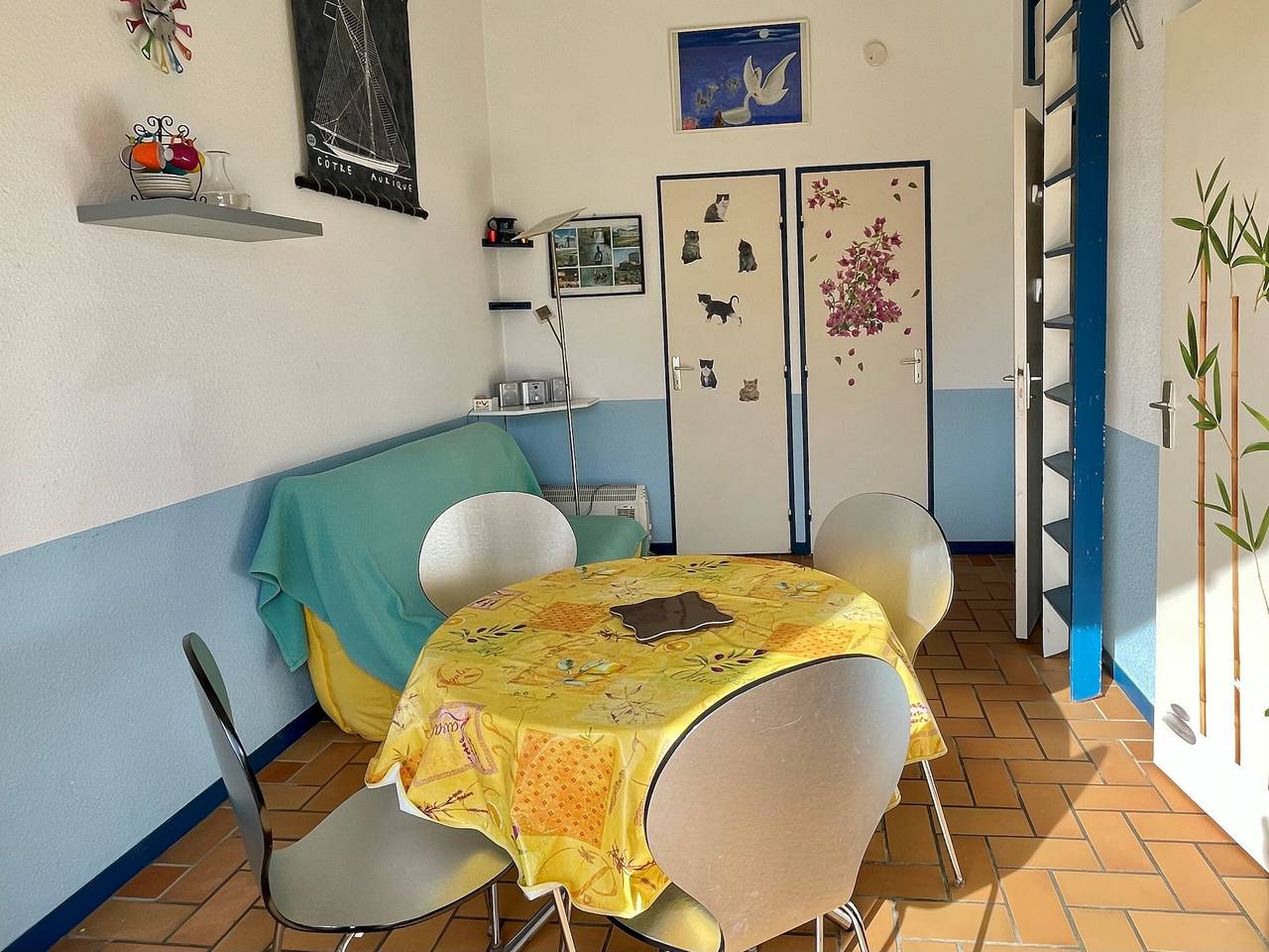 Casa de vacaciones con piscina climatizada a 800m de la playa in Brem-sur-Mer, Valle del Loira