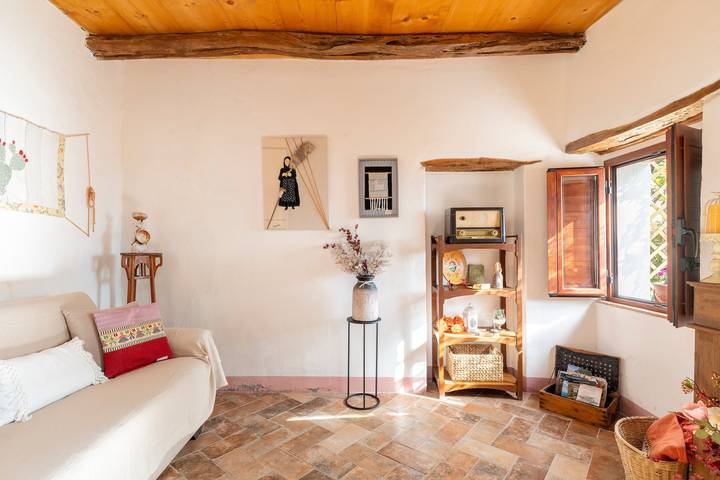 Holiday Home 'Casa Della Nonna Nel Borgo' with Mountain View, Private Garden and Wi-Fi in Baunei, Ogliastra Province