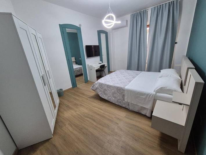 Chambre d’hôte pour 2 personnes, avec balcon et vue à Aversa - 4