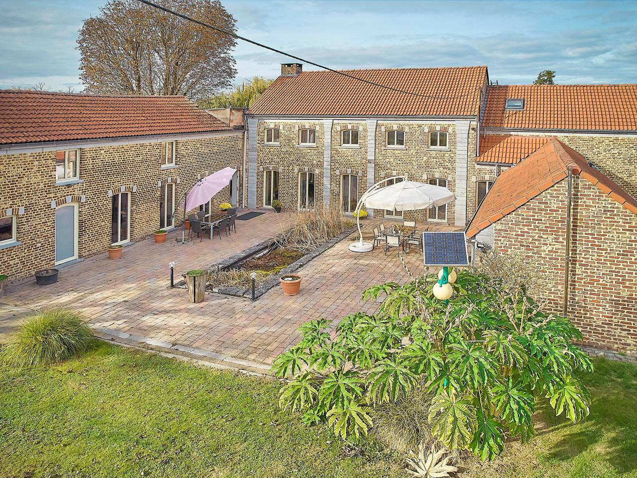 Ruim gekoppelde vakantiewoningen met terras in Geetbets, Vlaams-Brabant