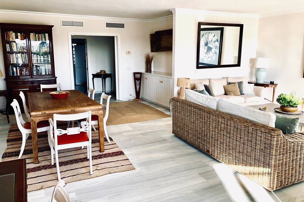 Ganze Wohnung, Luxus-Duplex-Penthouse mit Blick auf den Golf von Guadalmina Baja Marbella in San Pedro de Alcántara, Marbella
