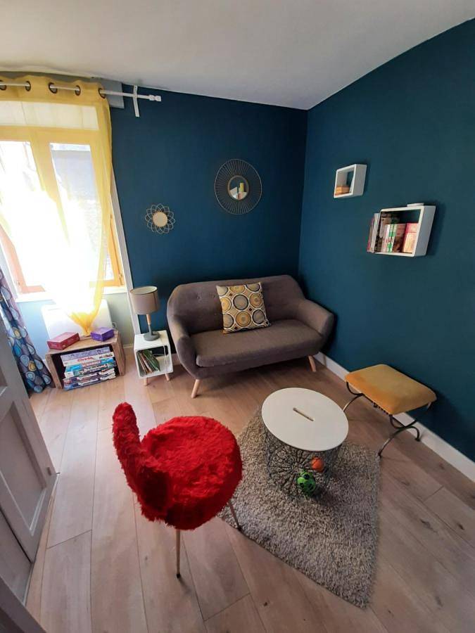 Location de vacances pour 5 personnes, avec terrasse et vue, adapté aux familles à Saint-Floret - 4