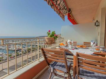 Appartement De Vacances pour 4 Personnes dans Menton, Région de Nice, Photo 1
