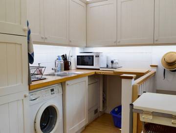Holiday Rental for 2 People in Lymington, New Forest National Park, Photo 4