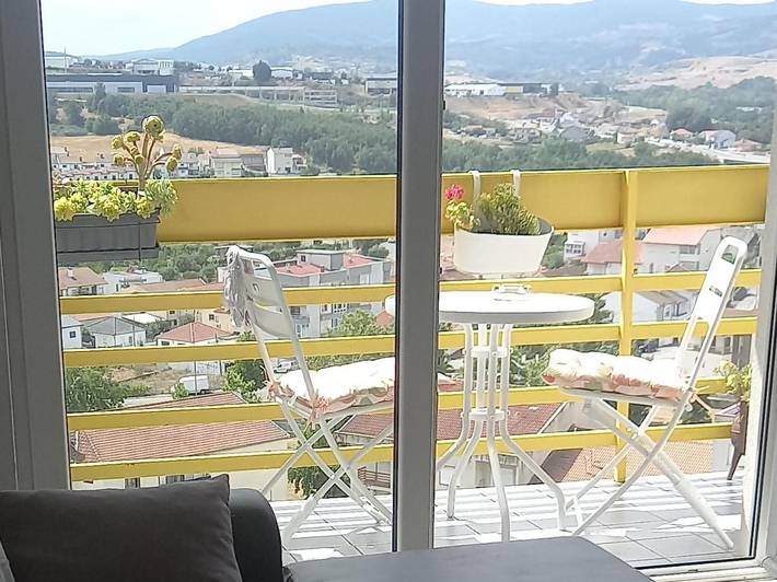 Apartamento de férias para 4 pessoas, com vista e terraço em Bragança