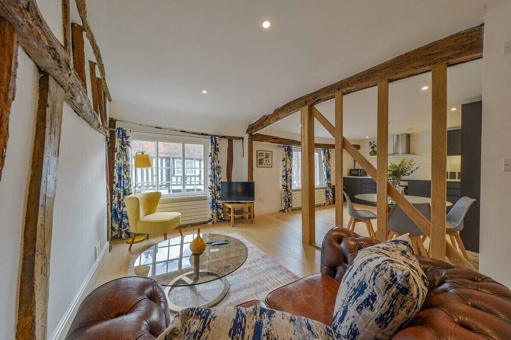 Entire apartment, 10% Off Weekly Special Couples Leisure Sleeps 2 in Hertfordshire