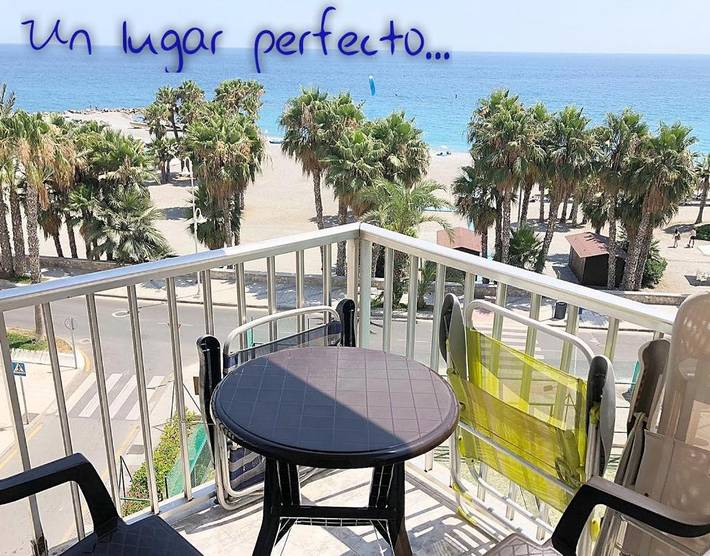 Apartamento de vacaciones para 4 personas, con jardín además de vistas y piscina - 1