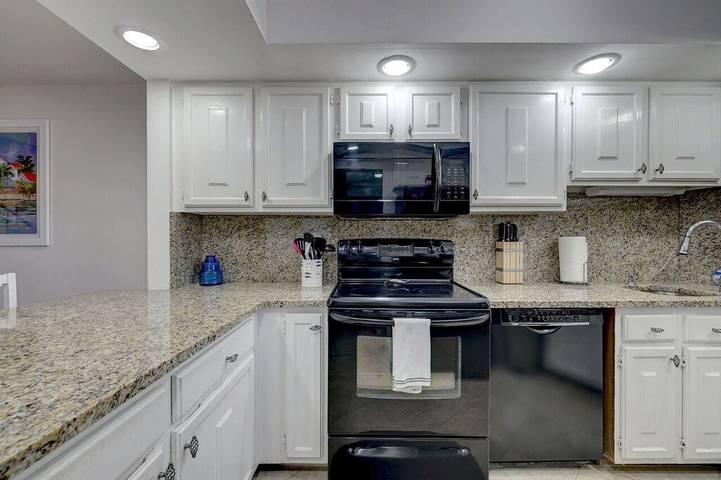 Ferienwohnung für 5 Personen, mit Balkon und Pool - 1