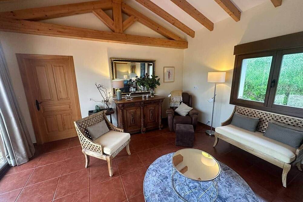 Casa Eloy: Ruhe & Komfort mit beheiztem Pool in Argüeru, Villaviciosa