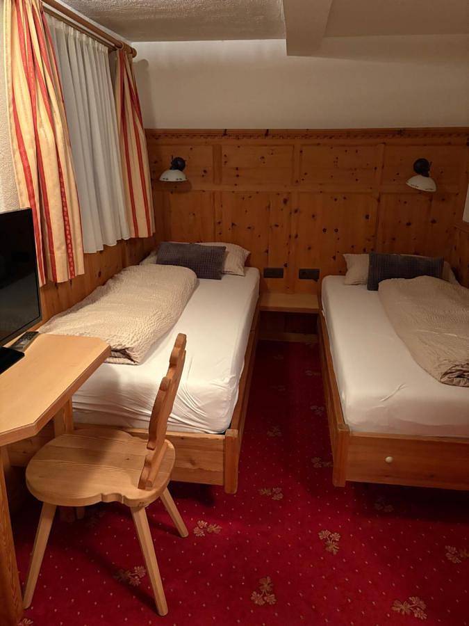 Ferienhaus für 16 Personen, mit Sauna und Garten sowie Ausblick im Ötztal - 2