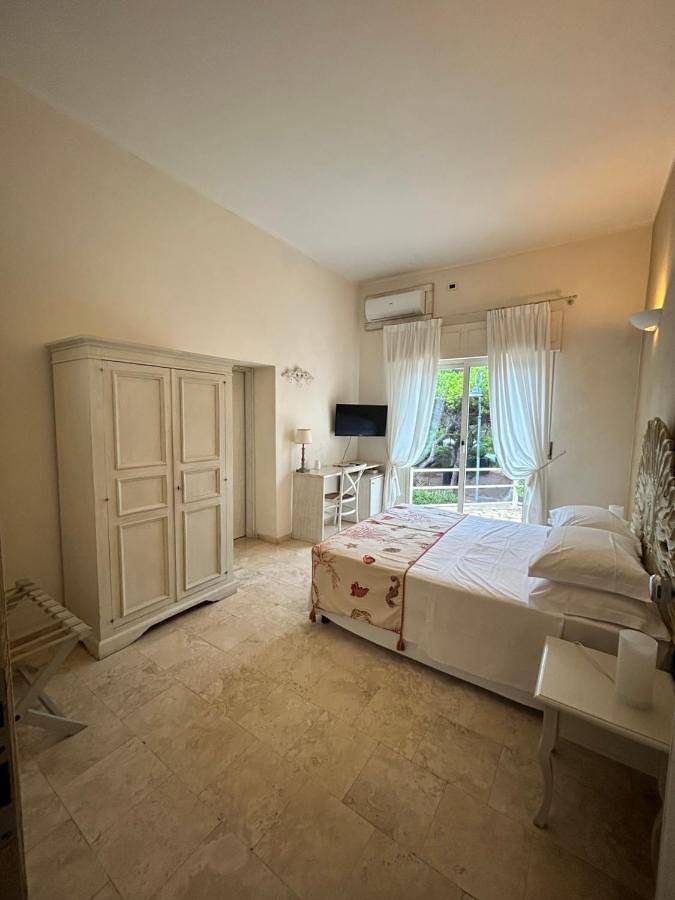 Hotel für 2 Personen, mit Garten und Ausblick sowie Terrasse in Vada - 4