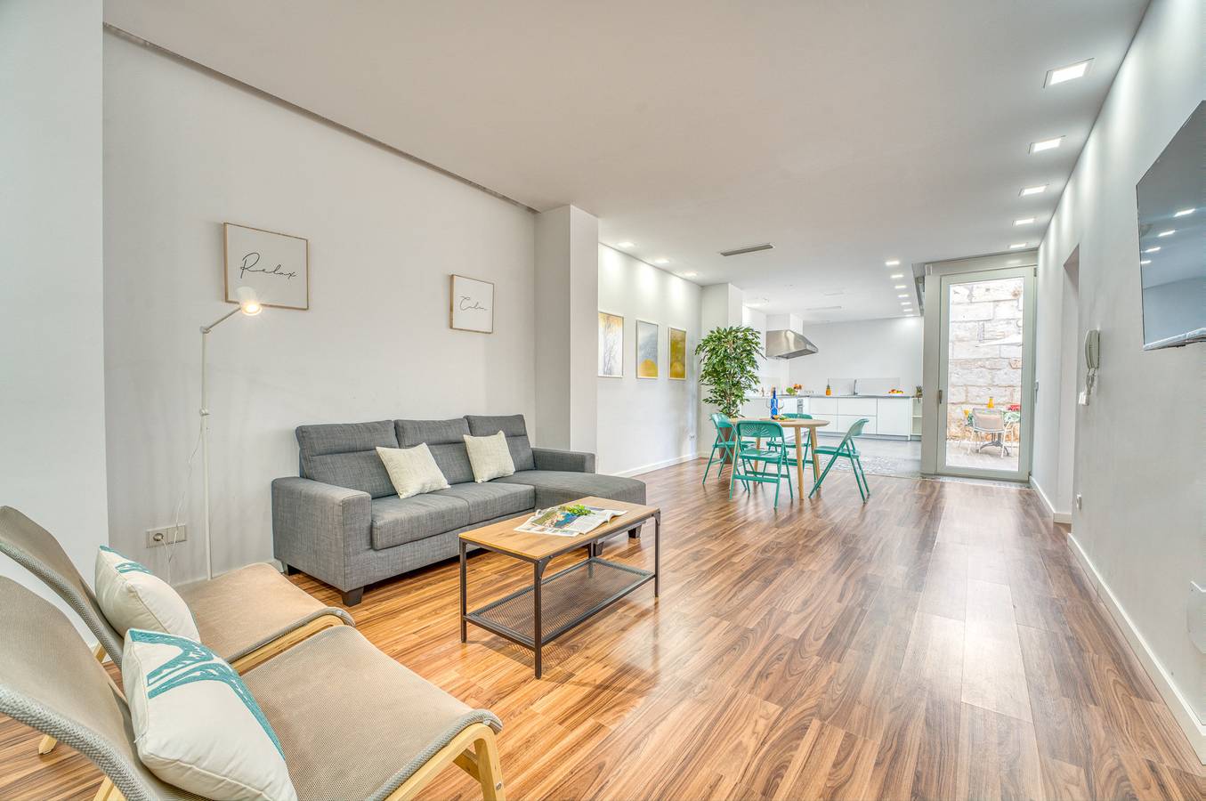 Entire apartment, Menut in Sa Pobla, North Majorca