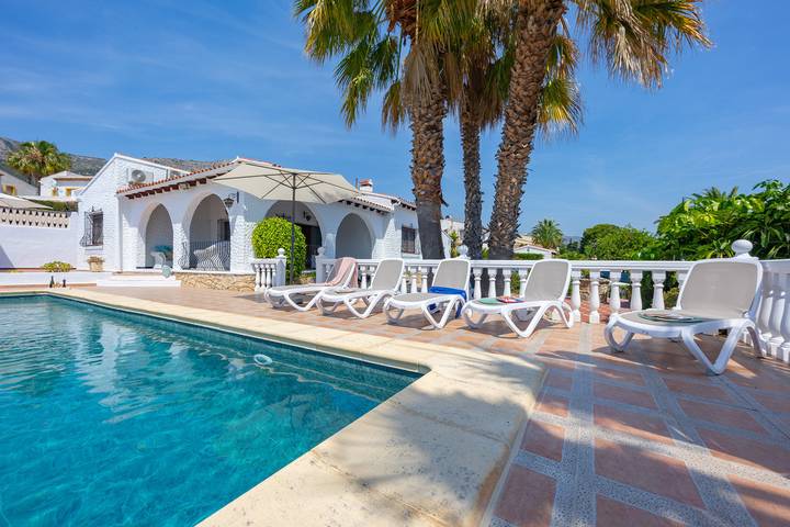 Casa rural para 6 personas, con Terraza y Jardín en Calpe - 4