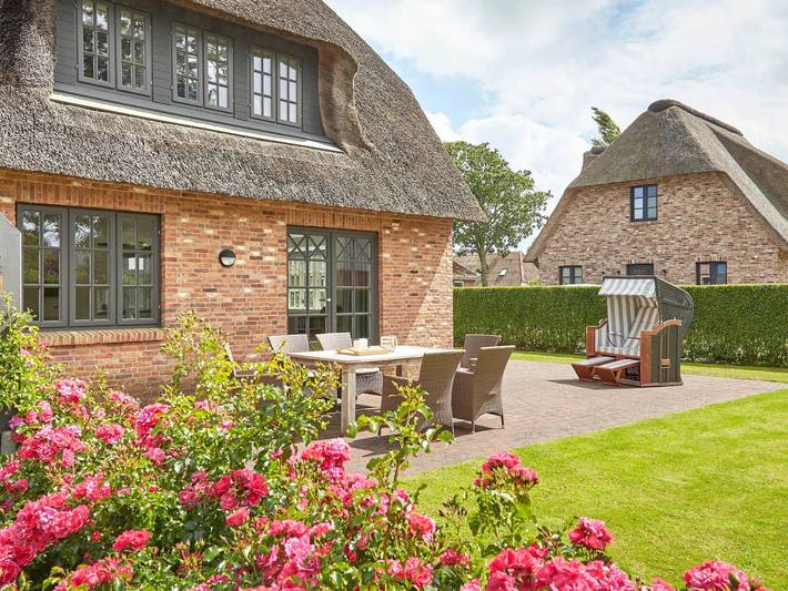 Ferienhaus für 5 Personen, mit Garten und Sauna sowie Terrasse in Oldsum - 2