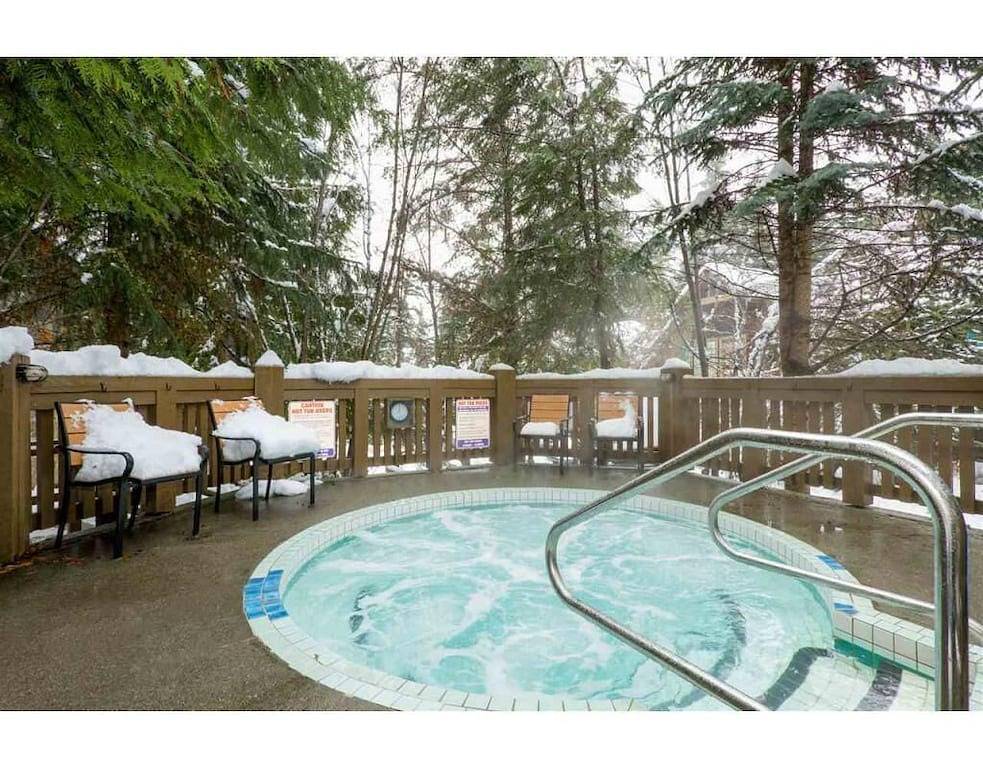 Geräumiger, rustikaler Whistler-Rückzugsort im Wald in Whistler, Whistler Blackcomb