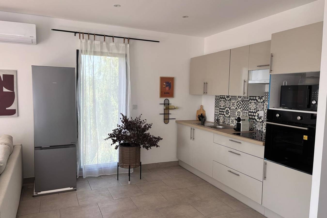 Appartement entier, Solea - Côté Terrasse in L'Isle-sur-la-Sorgue, Vaucluse