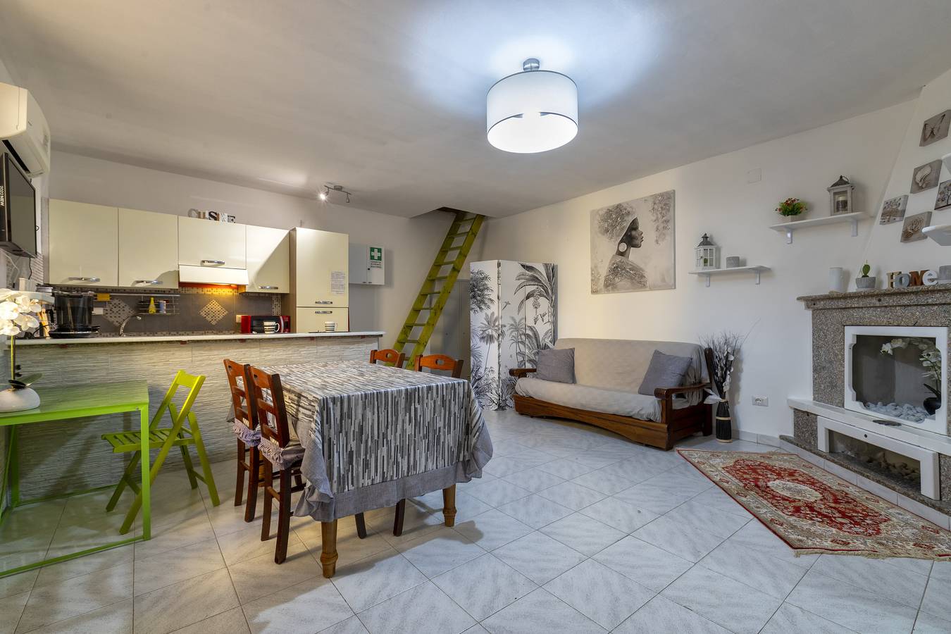 Appartement entier, Maison de vacances "La Casetta Bianca" avec climatisation et Wi-Fi in Sassari, Province De Sassari