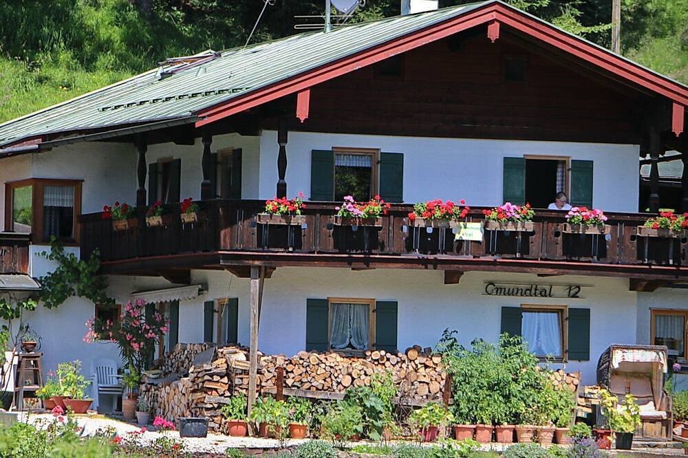 Ganze Wohnung, Ferienwohnung Nr. 1 für 1-2 Pers., 40 m², Sz, Wohnküche, Balkon, Schlafsofa in Bischofswiesen, Berchtesgadener Alpen