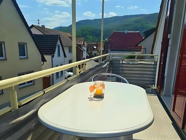 Ferienwohnung für 2 Personen, mit Ausblick und Terrasse in Sankt Martin