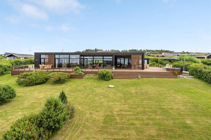 Ferienhaus für 8 Personen, mit Terrasse und Garten in Djursland