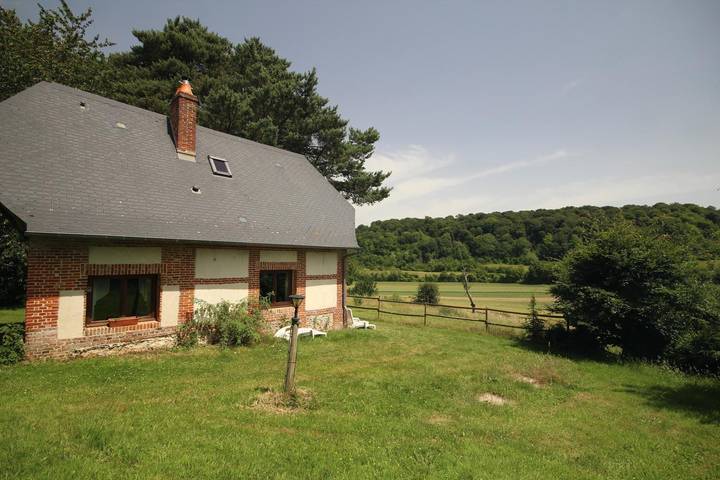 Gîte pour 4 personnes, avec Jardin