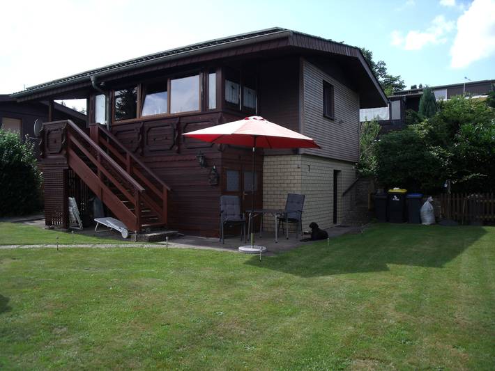 Ganze Ferienwohnung, Ferienhaus Karl - Ferienhaus mit 60 qm, 1 Schlafzimmer, 1 Wohn-/Essbereich, max. für 2 Personen in Nieder-Moos, Freiensteinau