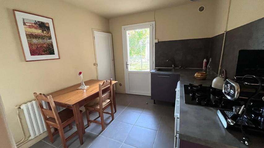 Gîte pour 2 personnes, avec jardin et piscine dans Lac d'Uby - 2