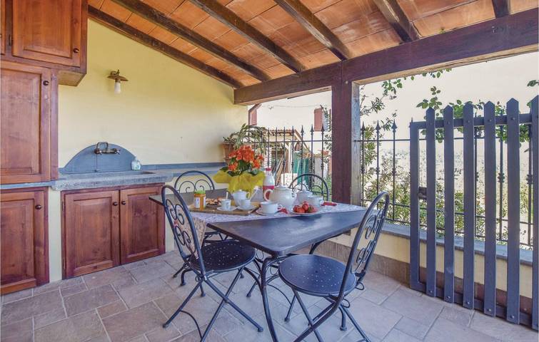 Location de vacances pour 5 personnes, avec terrasse et jardin à Camaiore - 3