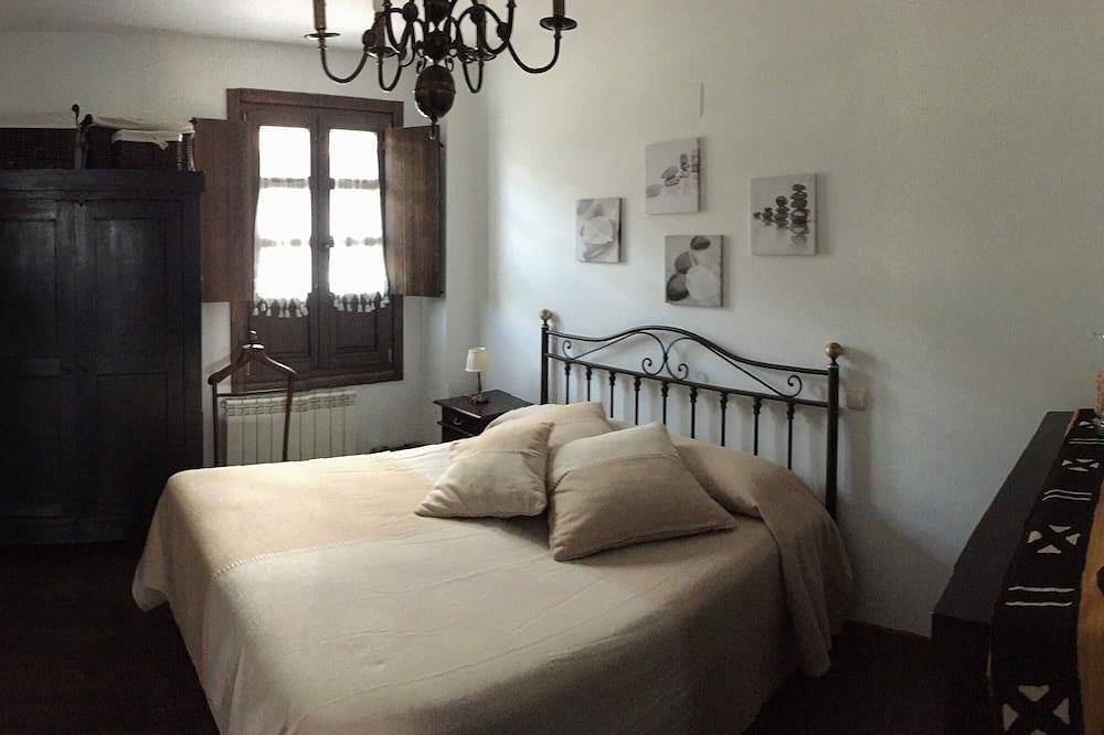 Duplex in Badaguás, Jaca - New! in Jaca, Spanish Pyrenees